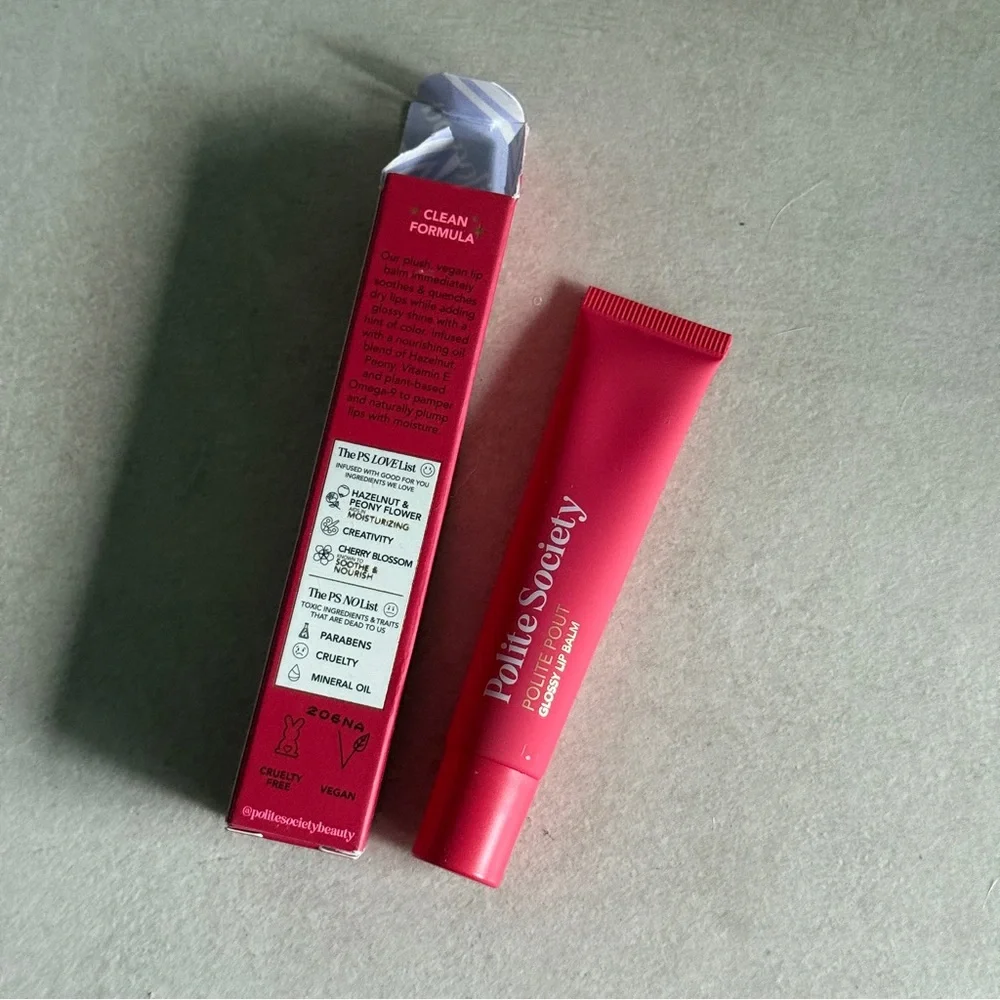Polite Society Polite Pout Glossy Lip Balm in Strawberry Glaze – New